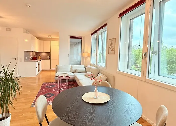 Apartament New-three Room-entire With Two Balconies & Garage, Central-fast Access To Center - Barmbek -stadtpark Hamburg