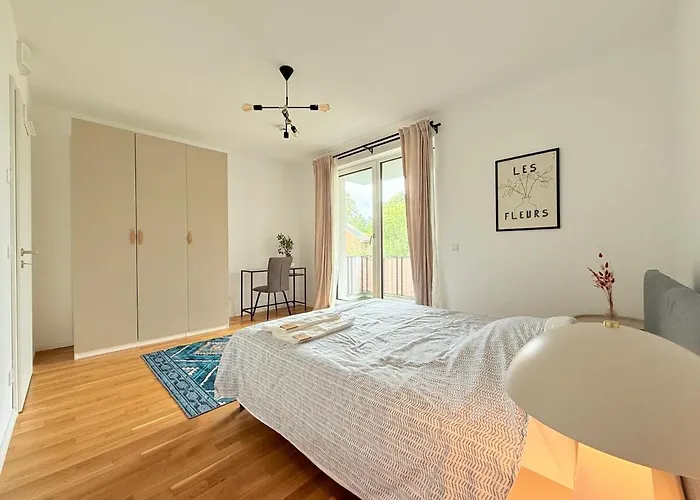 New-three Room-entire With Two Balconies & Garage, Central-fast Access To Center - Barmbek -stadtpark Apartament Hamburg