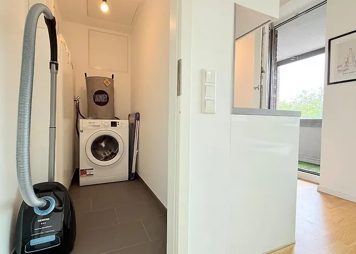 Apartament New-three Room-entire With Two Balconies & Garage, Central-fast Access To Center - Barmbek -stadtpark Hamburg