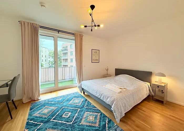 New-three Room-entire With Two Balconies & Garage, Central-fast Access To Center - Barmbek -stadtpark * Hamburg