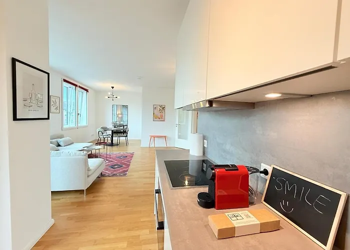 New-three Room-entire With Two Balconies & Garage, Central-fast Access To Center - Barmbek -stadtpark Apartament